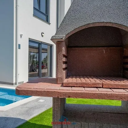 Casa de Férias Roos *